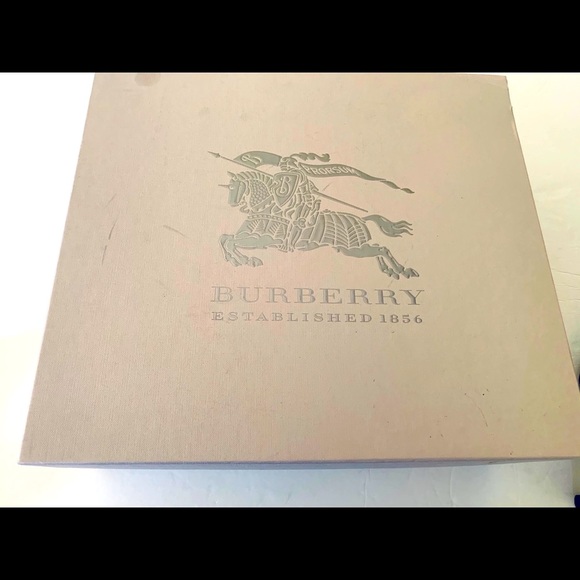 Burberry Black leather Boots Nova Check accent slight platform Eur 40 UK 7 US 9 - Picture 13 of 14